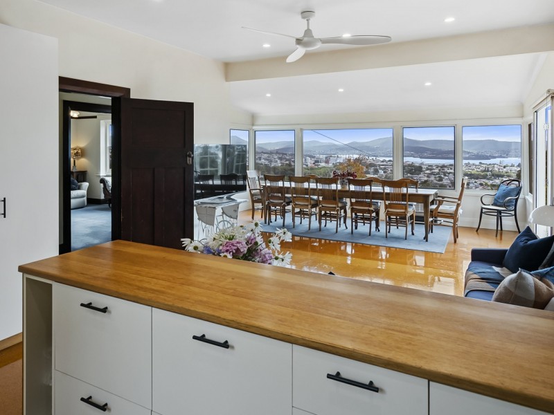 1 Zomay Avenue, Dynnyrne TAS 7005