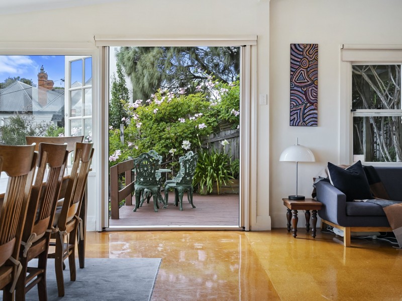 1 Zomay Avenue, Dynnyrne TAS 7005