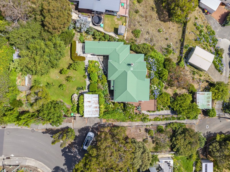 1 Zomay Avenue, Dynnyrne TAS 7005