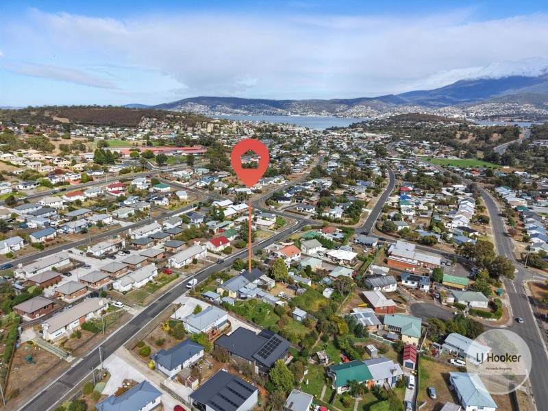 92 Bass Street, Warrane TAS 7018