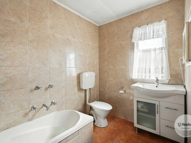 92 Bass Street, Warrane TAS 7018