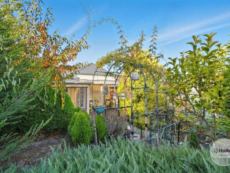 32 Parliament Street, Sandy Bay TAS 7005