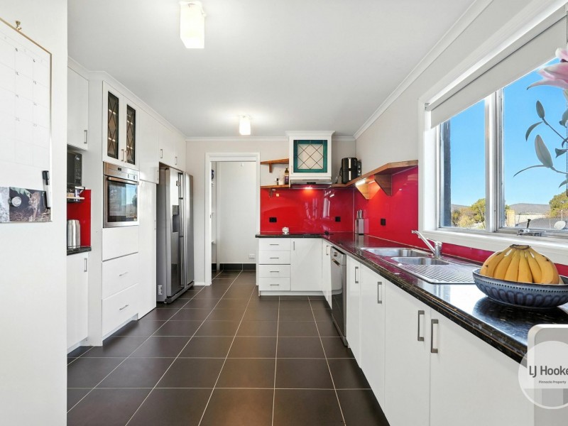 11 Fontain Circle, Rokeby TAS 7019