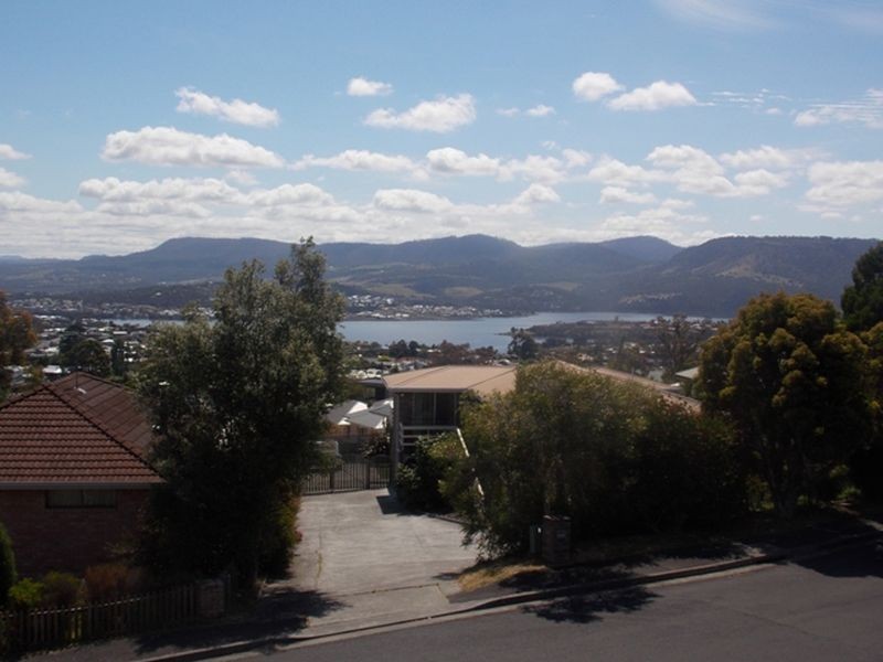 4/2 Ebden Street, Claremont TAS 7011