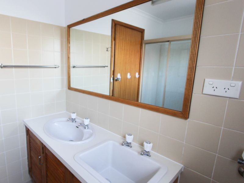 1/60 Main Road, Claremont TAS 7011