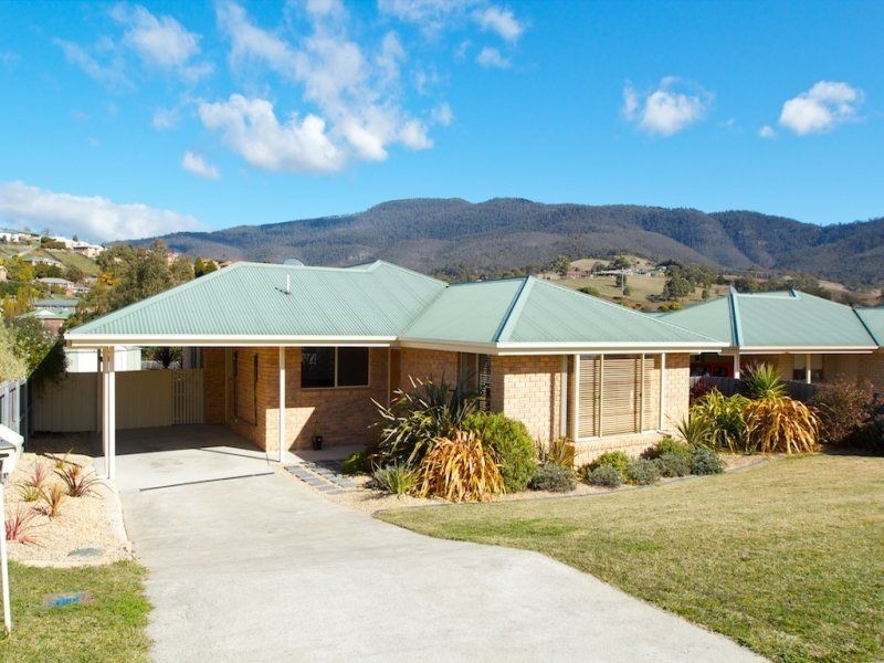 19 Brendan Crescent, Austins Ferry TAS 7011