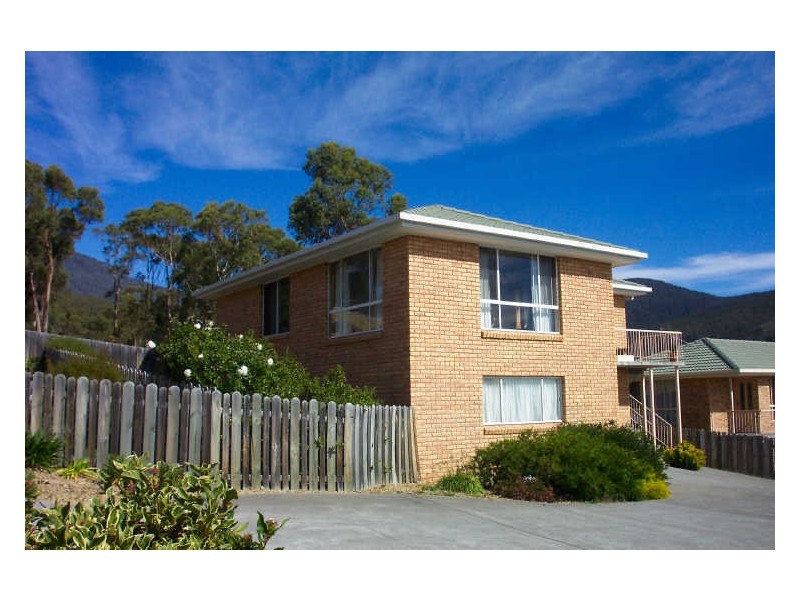 3/6 Peppo Court, Glenorchy TAS 7010