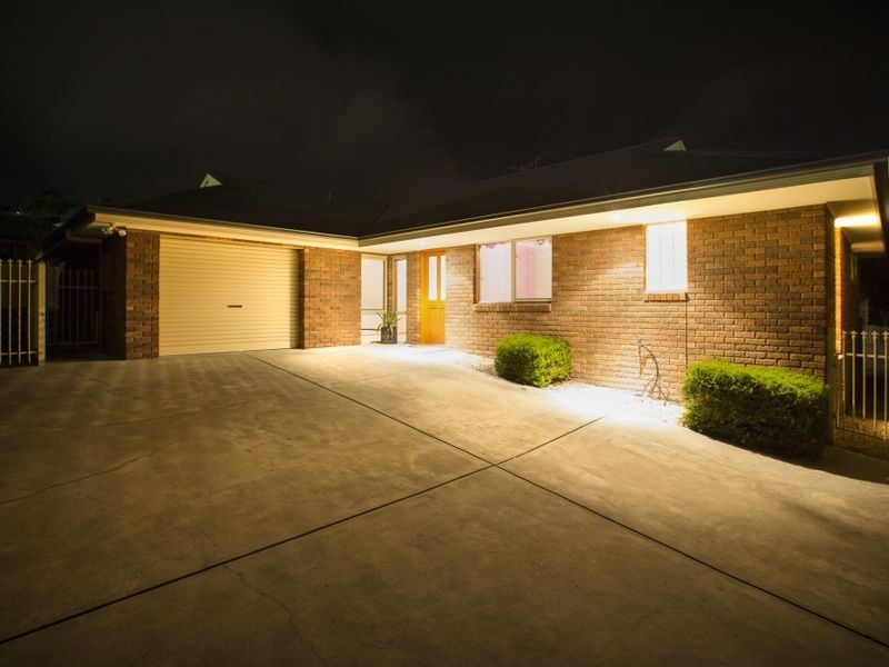 77 Chardonnay Drive, Berriedale TAS 7011