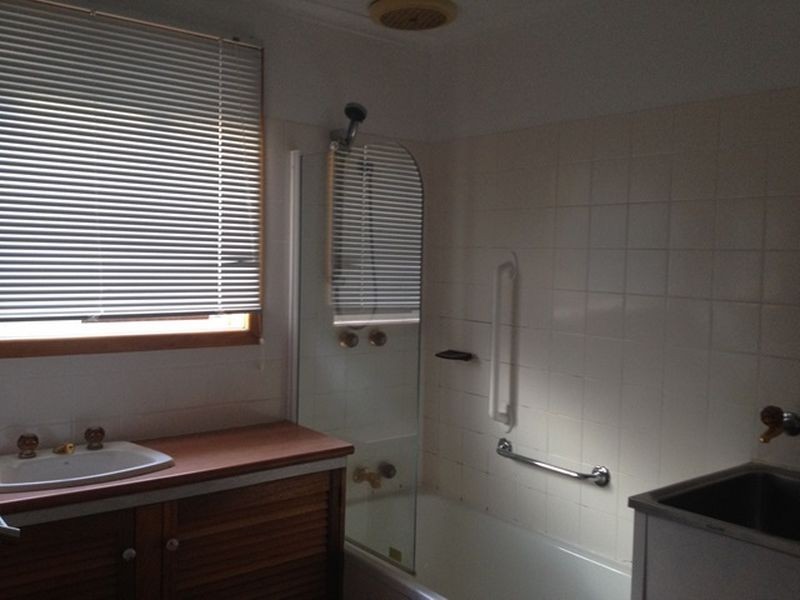 2/13 Lucinda Parade, Lutana TAS 7009