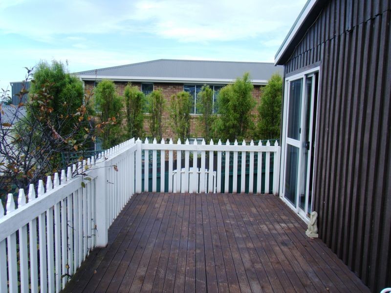 18 View Street, Blackmans Bay TAS 7052