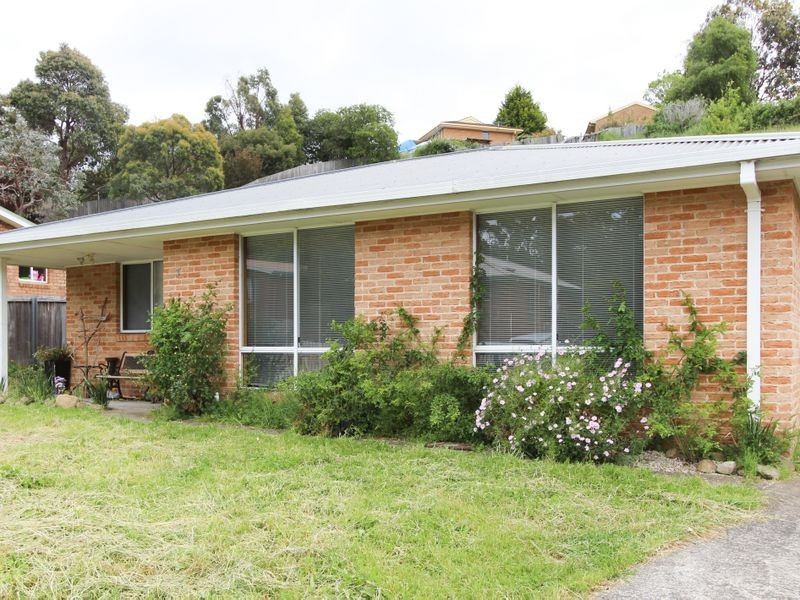 3 Rangeview Crescent, Lenah Valley TAS 7008