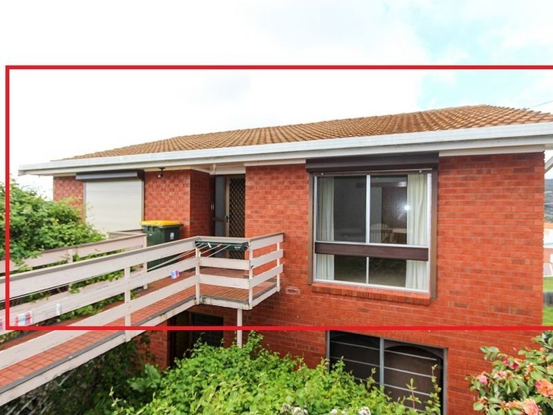3/8 Stratton Avenue, Lenah Valley TAS 7008