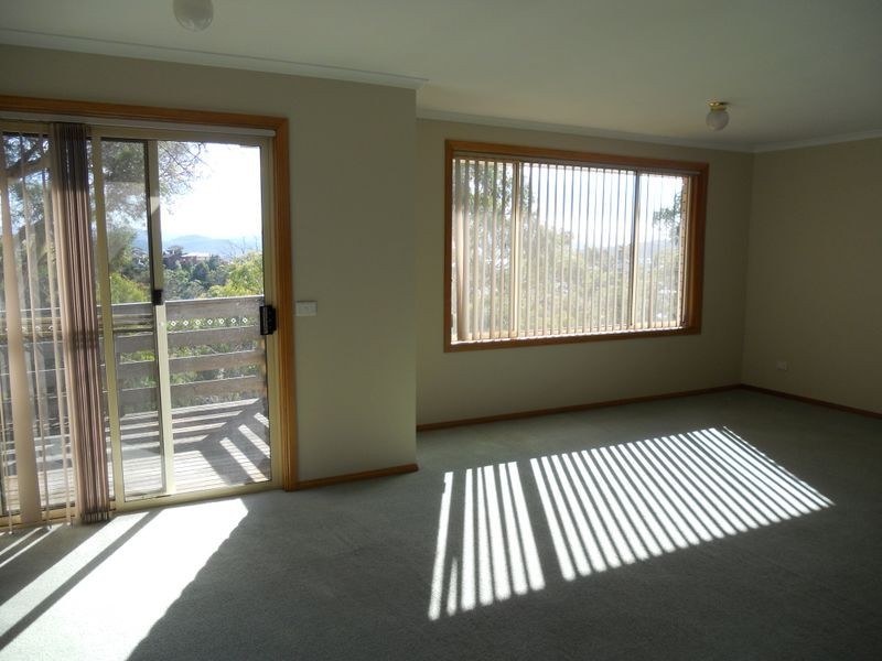 1/29 Alwyn Road, Lenah Valley TAS 7008