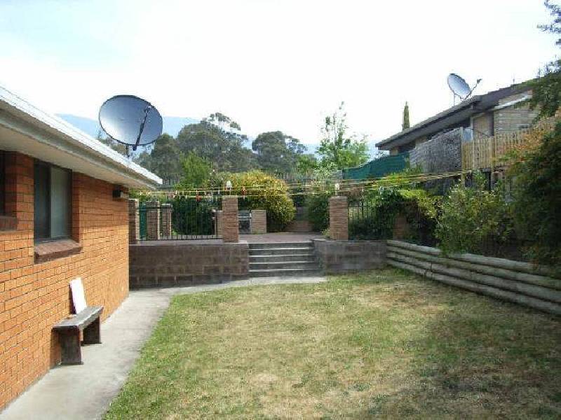 1 Calarie Court, Glenorchy TAS 7010