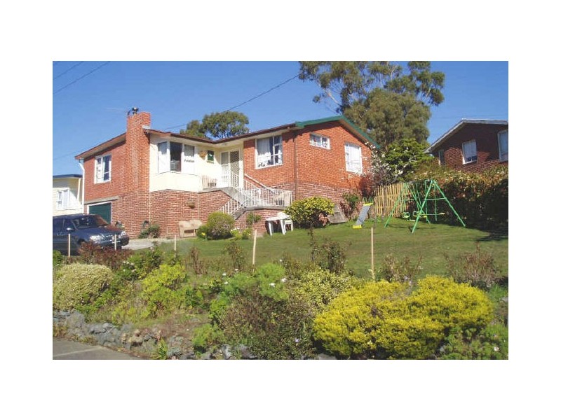50 Centenary Crescent, Claremont TAS 7011