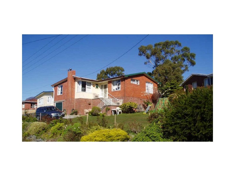 50 Centenary Crescent, Claremont TAS 7011