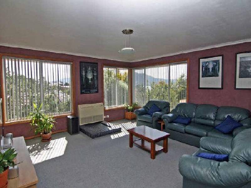 28 Chandos Drive, Berriedale TAS 7011