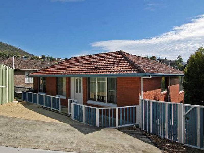 28 Chandos Drive, Berriedale TAS 7011