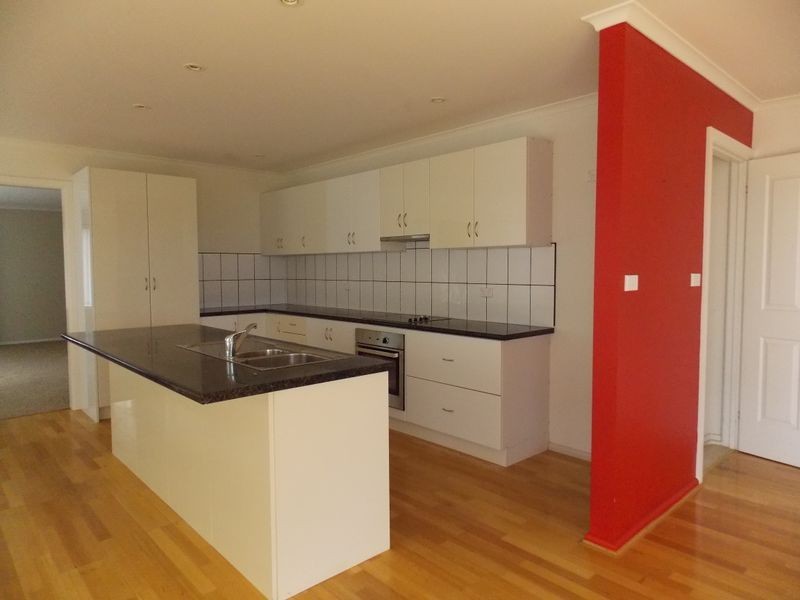 2/24 Govett Rise, Austins Ferry TAS 7011