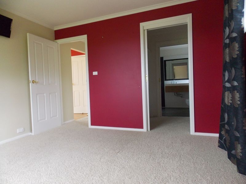 2/24 Govett Rise, Austins Ferry TAS 7011