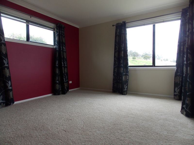 2/24 Govett Rise, Austins Ferry TAS 7011
