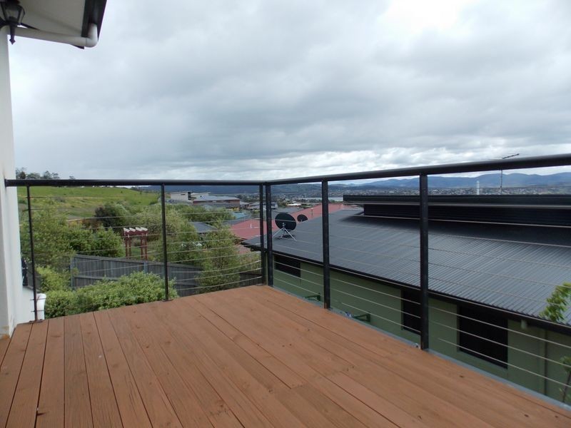 2/24 Govett Rise, Austins Ferry TAS 7011