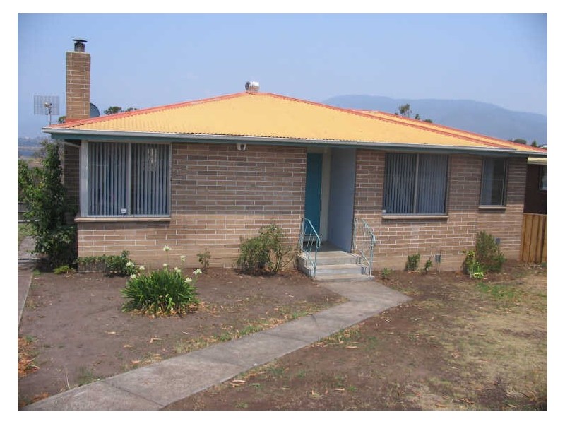 17 Walker Crescent, Bridgewater TAS 7030