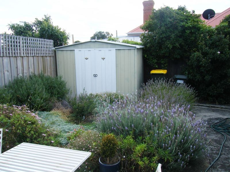 16 Fraser Street, New Town TAS 7008