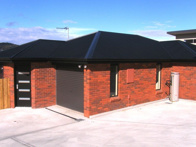 1/33 Queens Parade, Kingston TAS 7050