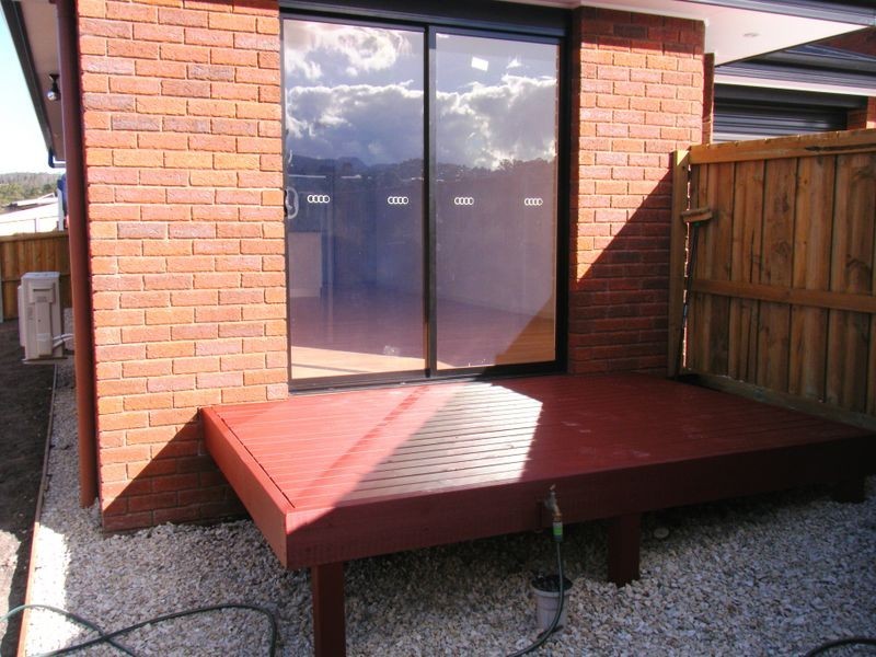 1/33 Queens Parade, Kingston TAS 7050