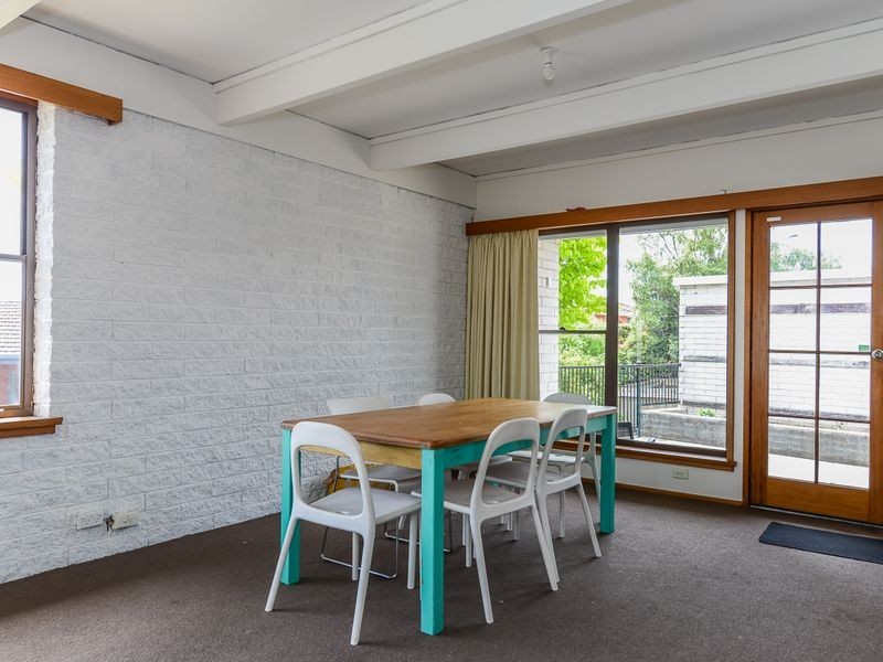 8 Tiersen Place, Sandy Bay TAS 7005