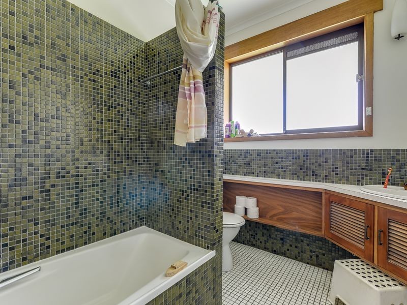 8 Tiersen Place, Sandy Bay TAS 7005