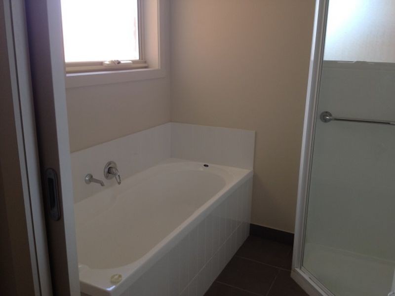 2/6 Ralphs Terrace, Rokeby TAS 7019