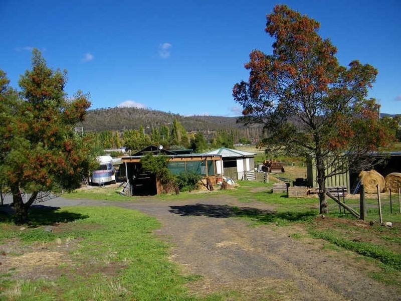 New Norfolk TAS 7140