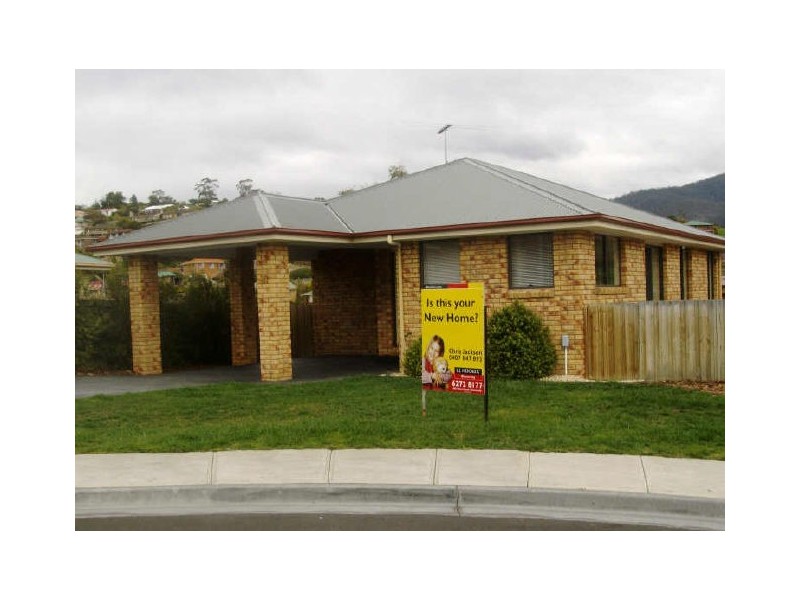 23 Brendan Crescent, Austins Ferry TAS 7011