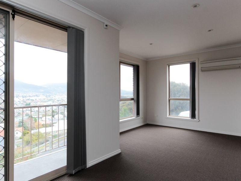 2/71 Lennox Avenue, Lutana TAS 7009
