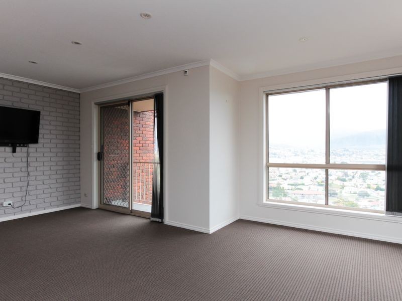 2/71 Lennox Avenue, Lutana TAS 7009