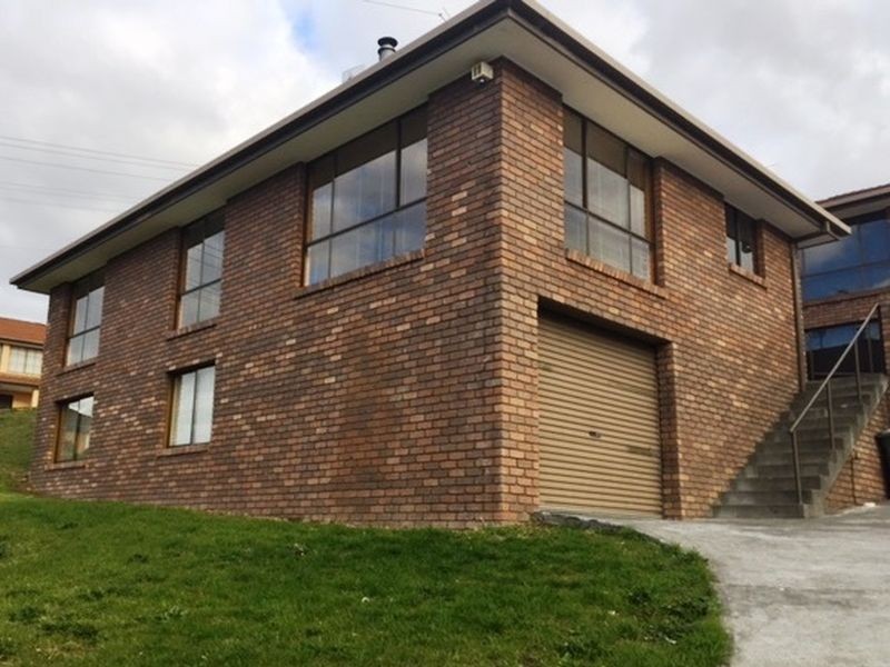 2/1 Gargano Court, Glenorchy TAS 7010