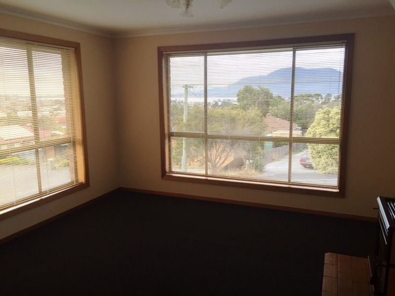 2/1 Gargano Court, Glenorchy TAS 7010