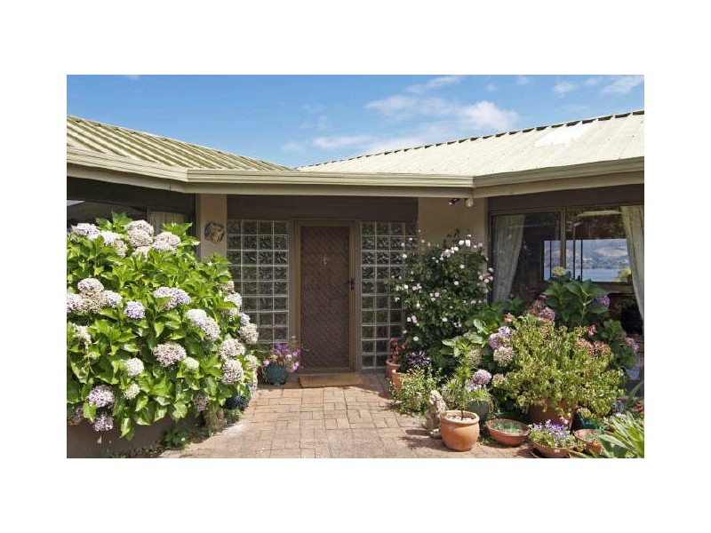 16 Oak Bank Road, Otago TAS 7017