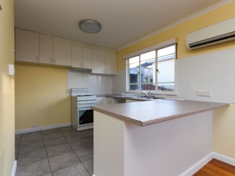 16 Pekurn Crescent, Berriedale TAS 7011