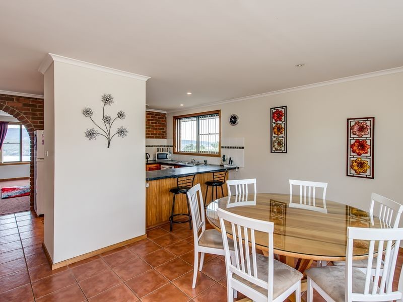 25 Lucinda Parade, Lutana TAS 7009