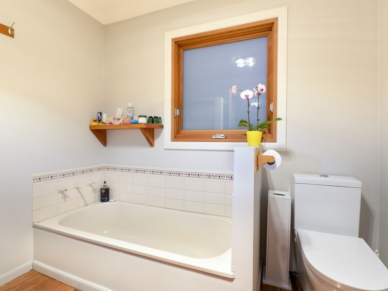 21 Lime Road, Lutana TAS 7009