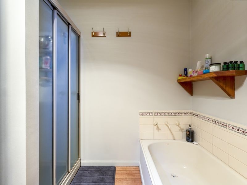 21 Lime Road, Lutana TAS 7009