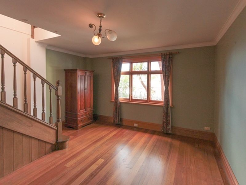 1 Salvator Road, West Hobart TAS 7000