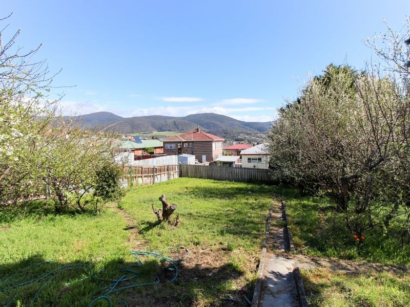 6 Sherwood Road, West Moonah TAS 7009