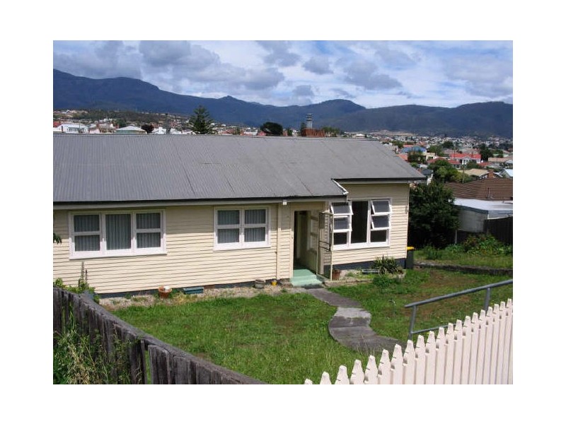 8 Blair Street, Lutana TAS 7009