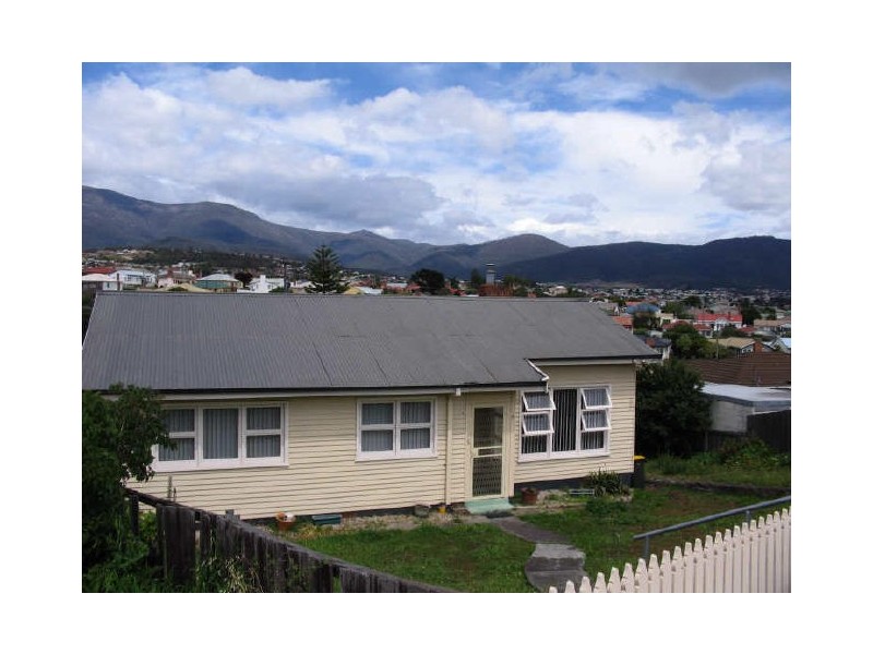 8 Blair Street, Lutana TAS 7009