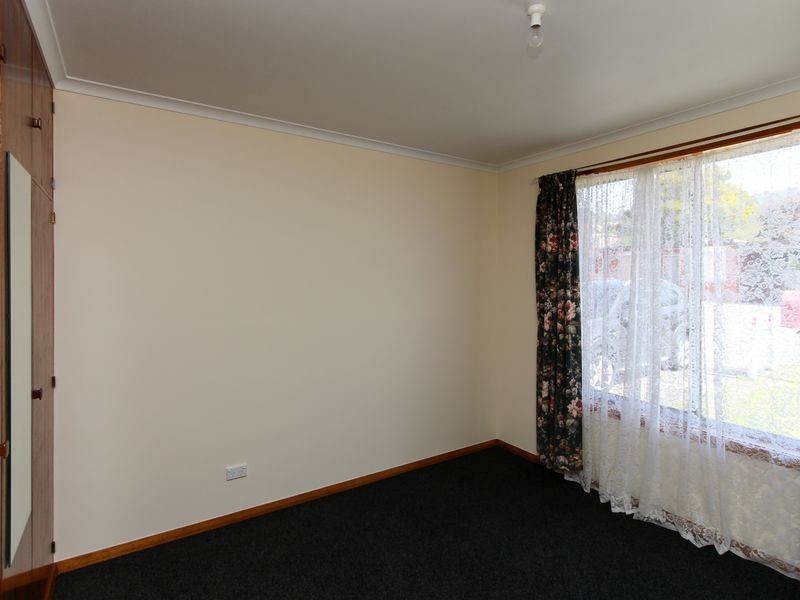 8/6 Katoomba Crescent, Montrose TAS 7010