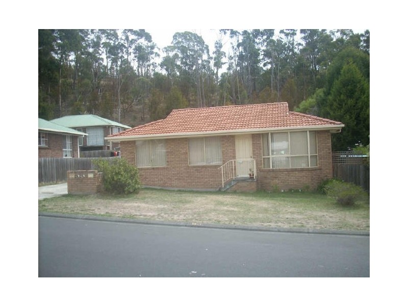 Claremont TAS 7011